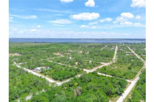 108 FLO AVENUE, LAKE PLACID, FL 33852 - MLS#MFRO6272990