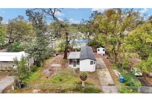 354 CENTER DRIVE, DELAND, FL 32724 Sold 10/06/25