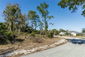 2768 FAYSON CIRCLE, DELTONA, FL 32738 Sold 05/22/25