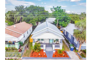 2923 15TH STREET, TAMPA, FL 33605 Sold 02/27/25