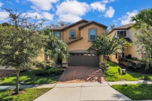 1913 NICE COURT, KISSIMMEE, FL 34747 - MLS#MFRO6273317