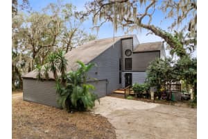41235 SILVER DRIVE, UMATILLA, FL 32784 Sold 08/14/25
