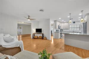 2231 DELORAINE TRAIL, MAITLAND, FL 32751 Sold 02/26/25