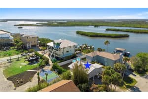 830 Garfish Ave, NEW SMYRNA BEACH