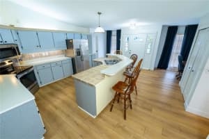 883 MONTROSE AVENUE, ORANGE CITY, FL 32763 Sold 04/21/25