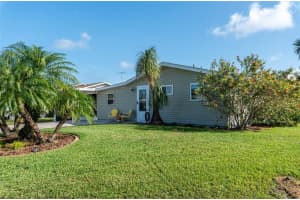 26608 BERMUDA DRIVE, TAVARES, FL 32778 Sold 04/17/25