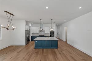 2510 AMHERST AVENUE, ORLANDO, FL 32804 Sold 07/10/25