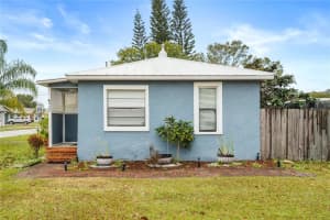 922 WYOMING AVENUE, ST CLOUD, FL 34769 Sold 03/04/25