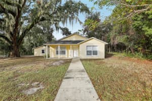 120 GROVE STREET, DELAND, FL 32724 Sold 04/30/25