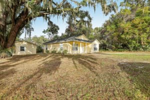 120 GROVE STREET, DELAND, FL 32724 Sold 04/30/25