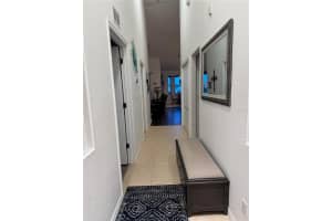 915 FAIRWAYCOVE LANE, BRADENTON, FL 34212 Sold 03/28/25