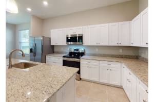 90 ELEVEN OAKS CIRCLE, EUSTIS, FL 32726 - MLS#MFRO6274540