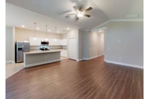 90 ELEVEN OAKS CIRCLE, EUSTIS, FL 32726 - MLS#MFRO6274540