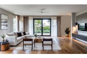 2011 UNIVERSITY DRIVE, ORLANDO, FL 32804 - MLS#MFRO6274661