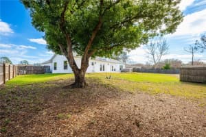 122 BAYWEST DRIVE, ORLANDO, FL 32835 Sold 03/06/25