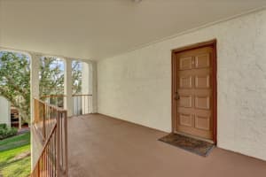 526 ORANGE DRIVE, ALTAMONTE SPRINGS, FL 32701 Sold 07/18/25