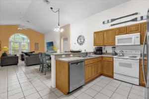 1037 BALMORAL DRIVE, DAVENPORT, FL 33896 Sold 04/03/25