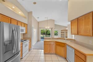 14783 YORKSHIRE RUN DRIVE, ORLANDO, FL 32828 Sold 05/16/25