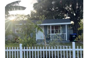28 HASTINGS STREET, ORLANDO, FL 32835 Sold 06/02/25