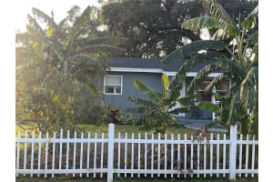 28 HASTINGS STREET, ORLANDO, FL 32835 Sold 06/02/25