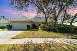 1501 EDGEWATER DRIVE, MOUNT DORA, FL 32757 Sold 06/12/25