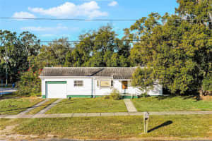 208 MAIN AVENUE, MINNEOLA, FL 34715 Sold 04/16/25