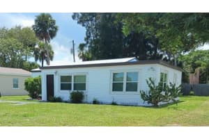 1604 PARK AVENUE, MELBOURNE, FL 32901 - MLS#MFRO6275521