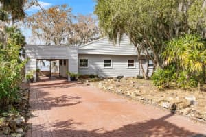 2072 JESSUP ROAD, OVIEDO, FL 32765 Sold 02/26/25