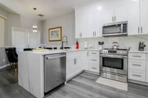 219 PLUMOSO LOOP, DAVENPORT, FL 33897 - MLS#MFRO6275692