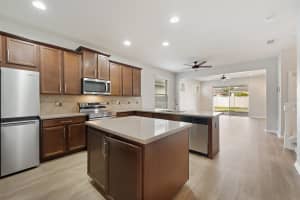 7525 AZALEA COVE CIRCLE, ORLANDO, FL 32807 - MLS#MFRO6275864