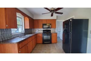 610 THOMAS AVENUE, WINTER HAVEN, FL 33880 Sold 03/24/25