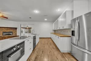 1719 FINLEY AVENUE, APOPKA, FL 32703 Sold 03/21/25