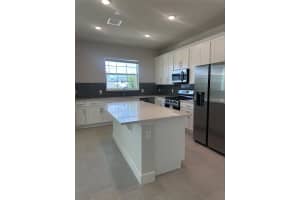 520 ORIENT AVENUE, DEBARY, FL 32713 Sold 09/29/25