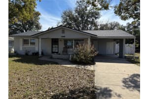 250 ROBERTS STREET, ORANGE CITY, FL 32763 Sold 04/29/25