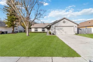 8024 LESIA CIRCLE, ORLANDO, FL 32835 Sold 04/30/25