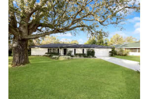 149 OKALOOSA DRIVE, WINTER HAVEN, FL 33884 Sold 04/11/25