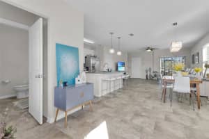 16085 PEBBLE BLUFF LOOP, WINTER GARDEN, FL 34787 Sold 04/04/25