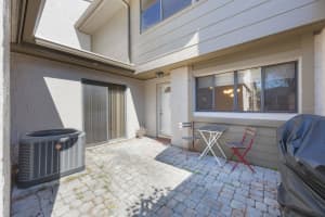 87 CAROLWOOD BOULEVARD, FERN PARK, FL 32730 Sold 03/25/25