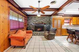 328 SEMINOLA BOULEVARD, CASSELBERRY, FL 32707 Sold 03/28/25