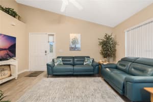 827 CHALLENGER AVENUE, DAVENPORT, FL 33897 Sold 04/01/25