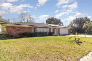 927 BUENA VISTA COURT, ORLANDO, FL 32818 Sold 04/14/25