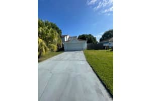 119 FLORAL COURT, KISSIMMEE, FL 34743 Sold 08/21/25