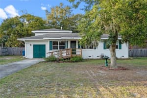 1719 PINE AVENUE, DELAND, FL 32724 Sold 02/28/25