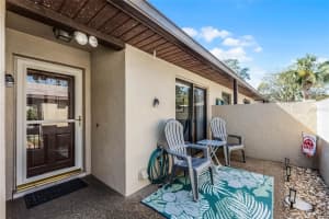 2214 SAWGRASS COURT, WINTER HAVEN, FL 33884 - MLS#MFRO6277789