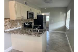 158 COUNTRY CLUB CIRCLE, SANFORD, FL 32771 Sold 09/02/25
