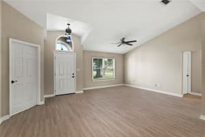 2810 ABBEY AVENUE, ORLANDO, FL 32833 Sold 05/09/25