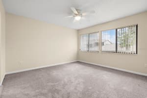 95 CAROLWOOD BOULEVARD, FERN PARK, FL 32730 Sold 04/04/25