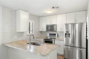 7250 OAK MEADOWS CIRCLE, ORLANDO, FL 32835 Sold 08/08/25