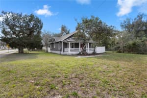 202 DIVISION, DELAND, FL 32720 - MLS#MFRO6278525