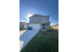 1926 Golden Beak Dr, EAGLE LAKE
